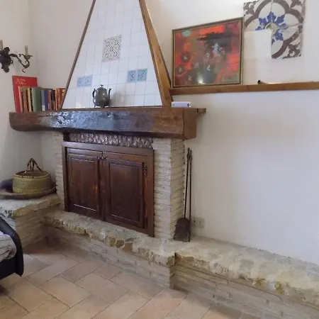 Nel Vicolo, Scappo In Umbria Apartamento *